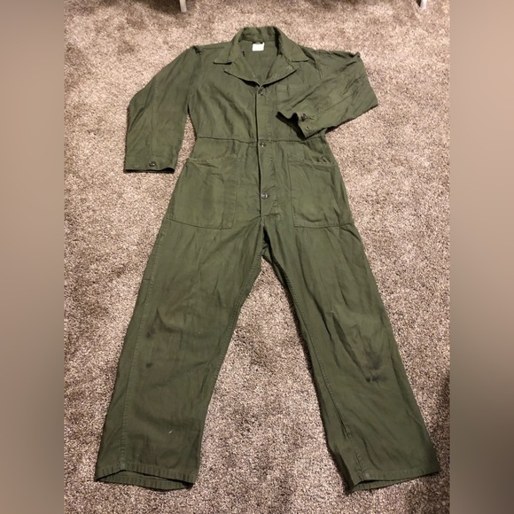 USGI OD Green Med.Coveralls Cotton Sateen TYPE I NSN 8405-00-131-6508 1970s EUC - Picture 3 of 10